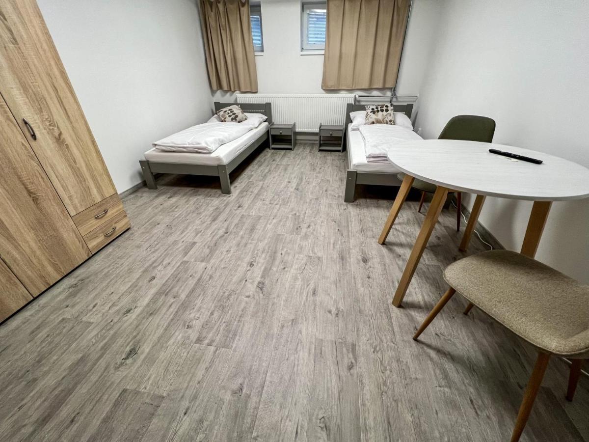Hostel H18 Бардеев Екстериор снимка