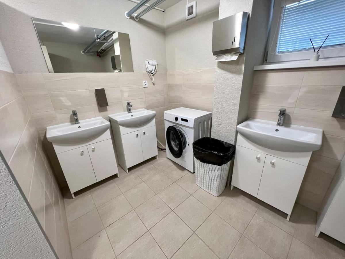 Hostel H18 Бардеев Екстериор снимка